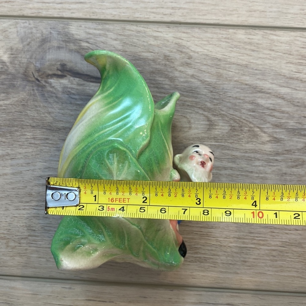 Vintage Leaf Gnome Vase Planter - Picture 9 of 11